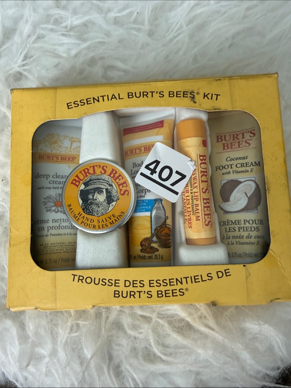 Burt's Bees Essential Women’s Bath & Body Kit New In Box